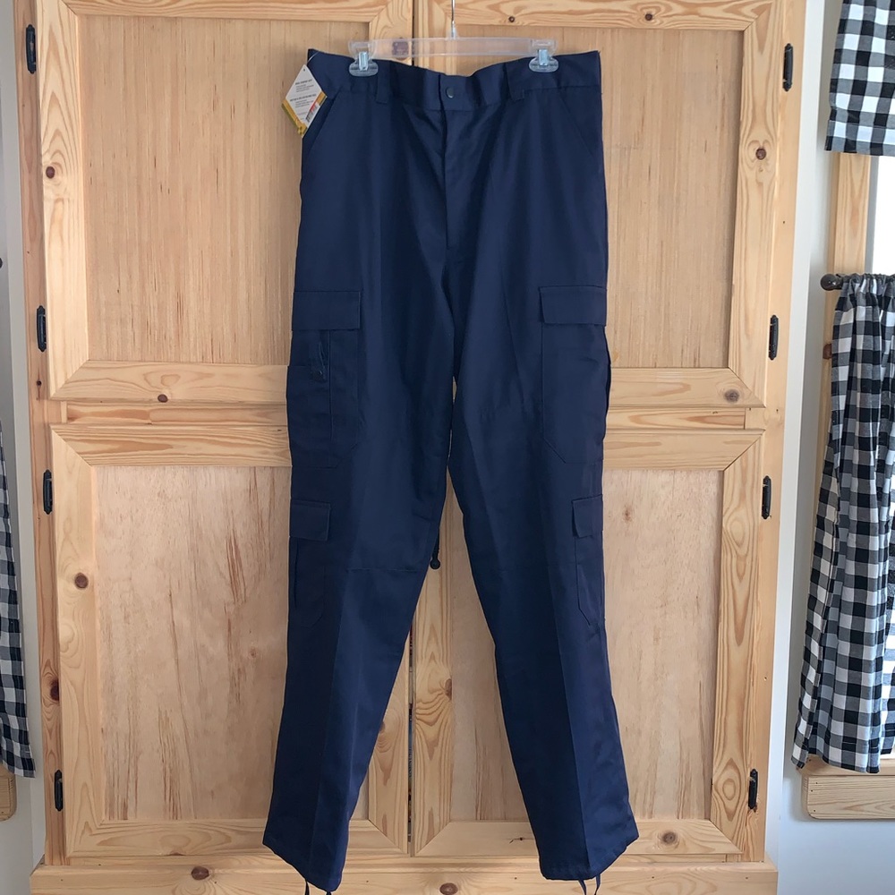 Rothco Uniform Division navy blue cargo pants size Large-long